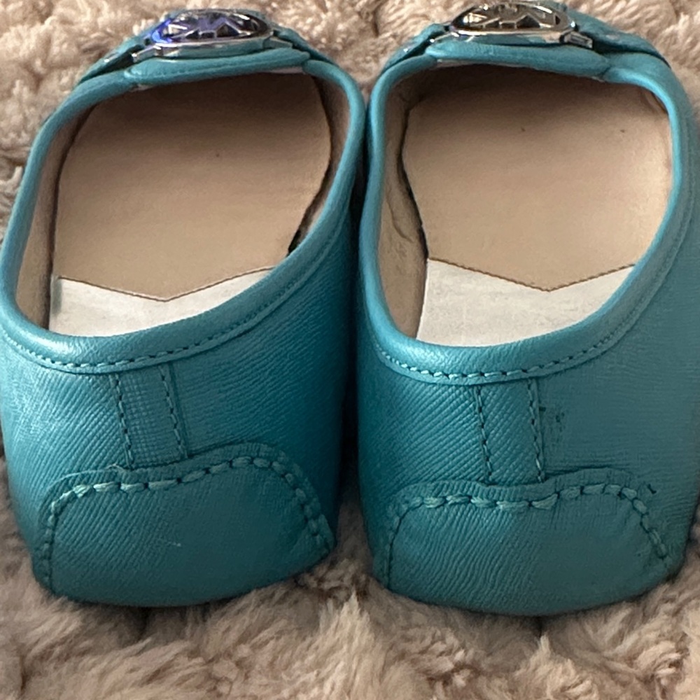 Authentic Michael Kors Turquoise Fulton Flats with Silver MK Logo- 8.5 - Picture 5 of 6